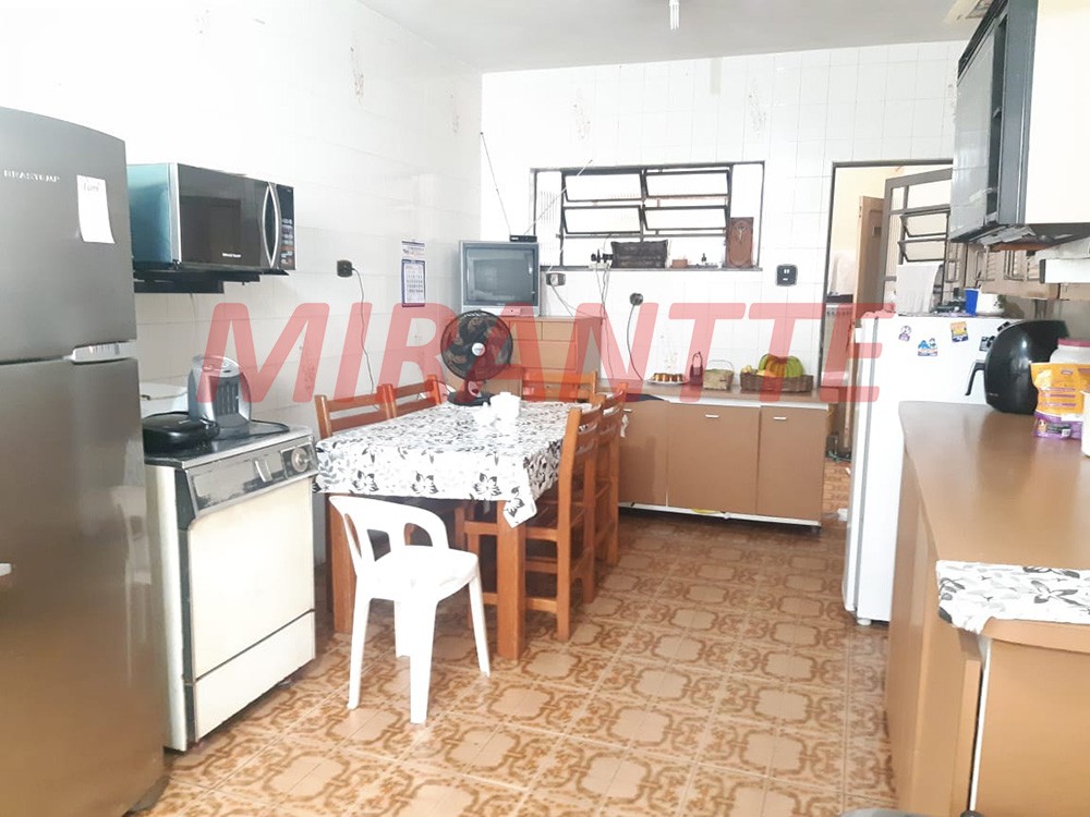 Terreno de 400m² com 3 quartos em Vila Irmaos Arnoni