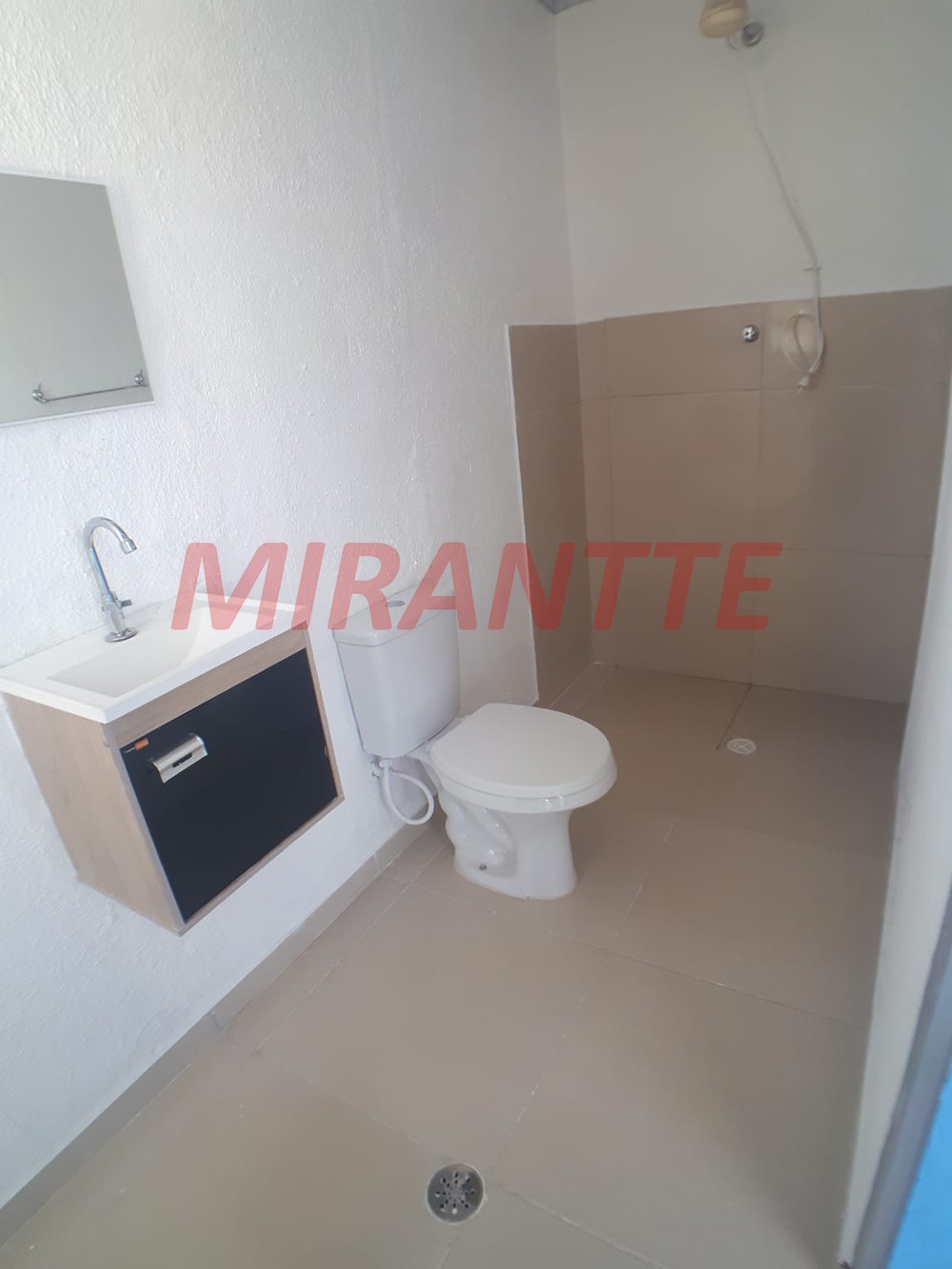 Sobrado de 220m² com 6 quartos em Jaçana