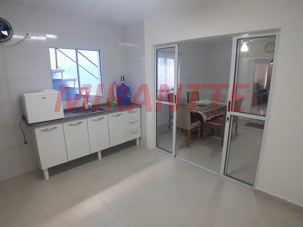 Sobrado de 220m² com 6 quartos em Jaçana