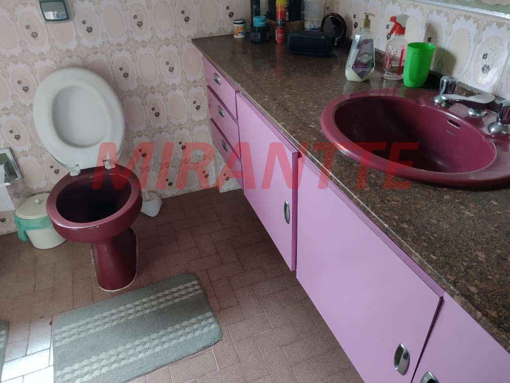 Sobrado de 172m² com 3 quartos em Tremembe
