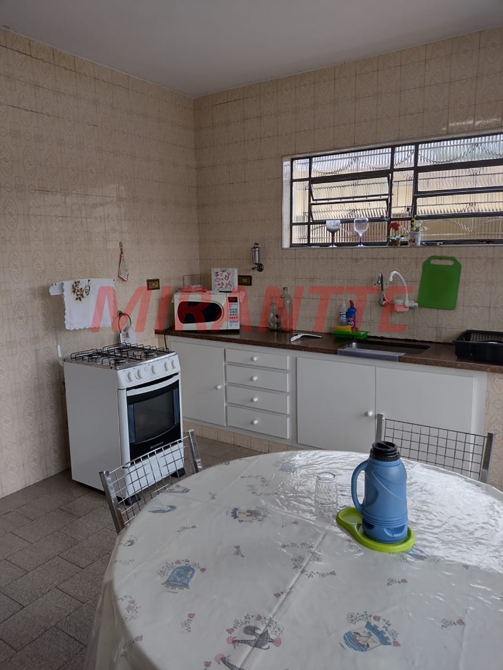 Sobrado de 172m² com 3 quartos em Tremembe