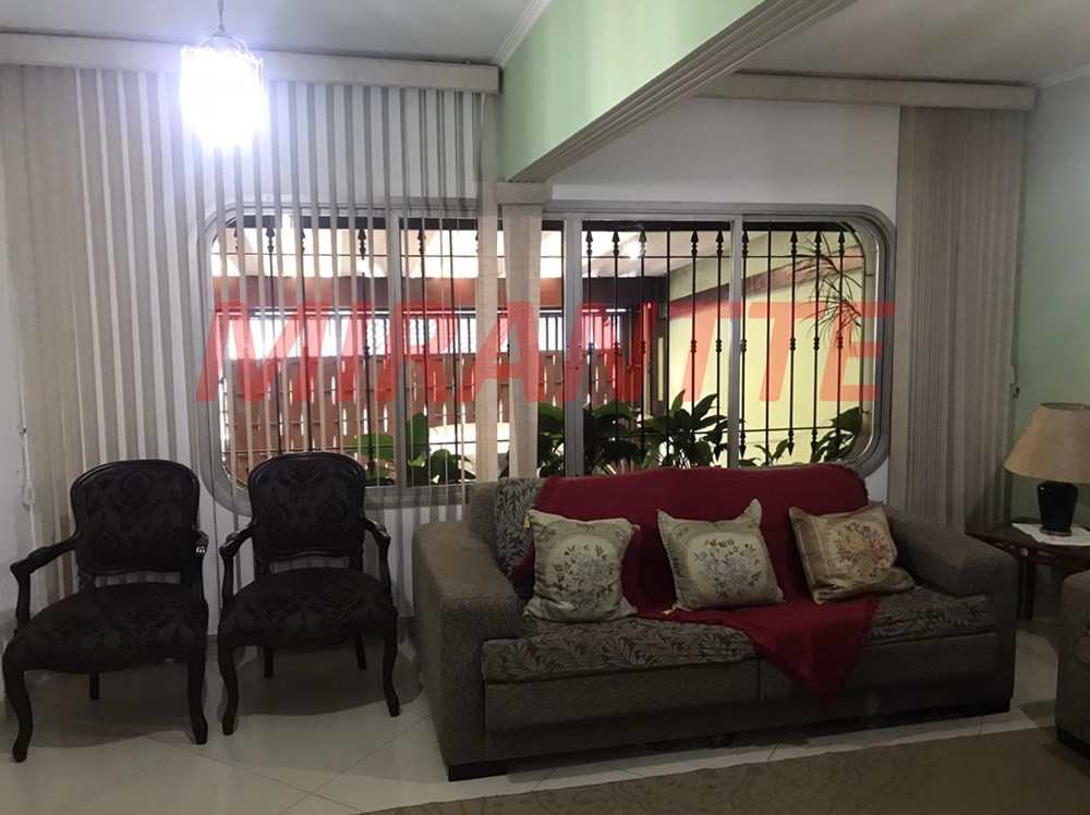Sobrado de 139m² com 3 quartos em Vila Nova Mazzei