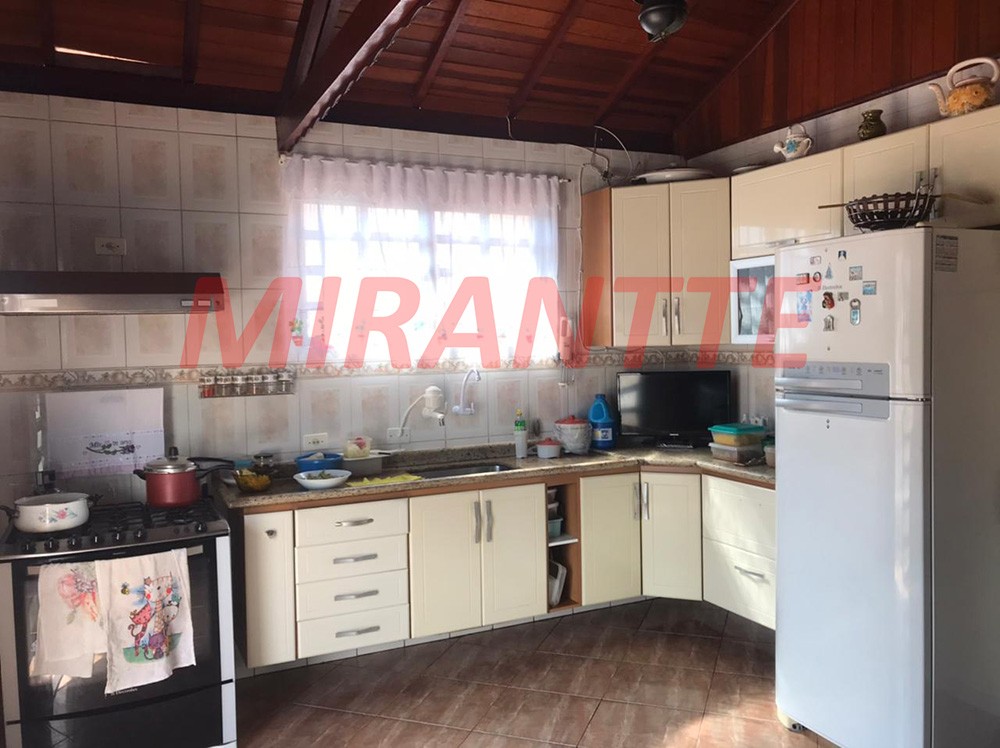 Sobrado de 139m² com 3 quartos em Vila Nova Mazzei