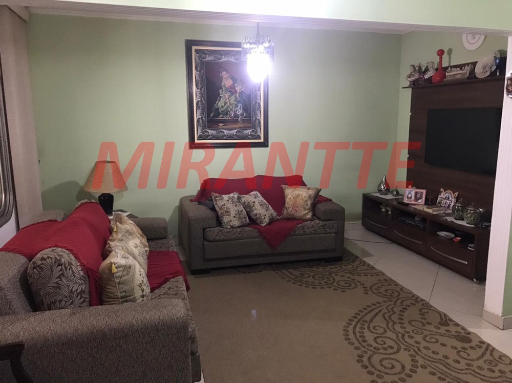 Sobrado de 139m² com 3 quartos em Vila Nova Mazzei