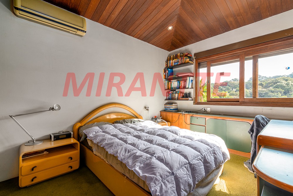 Sobrado de 607m² com 4 quartos em Cidade Jardim
