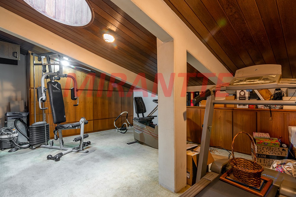 Sobrado de 607m² com 4 quartos em Cidade Jardim