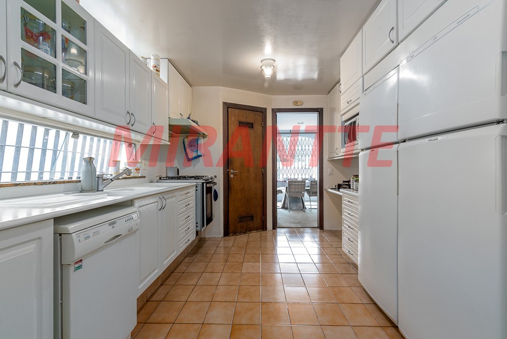 Sobrado de 607m² com 4 quartos em Cidade Jardim