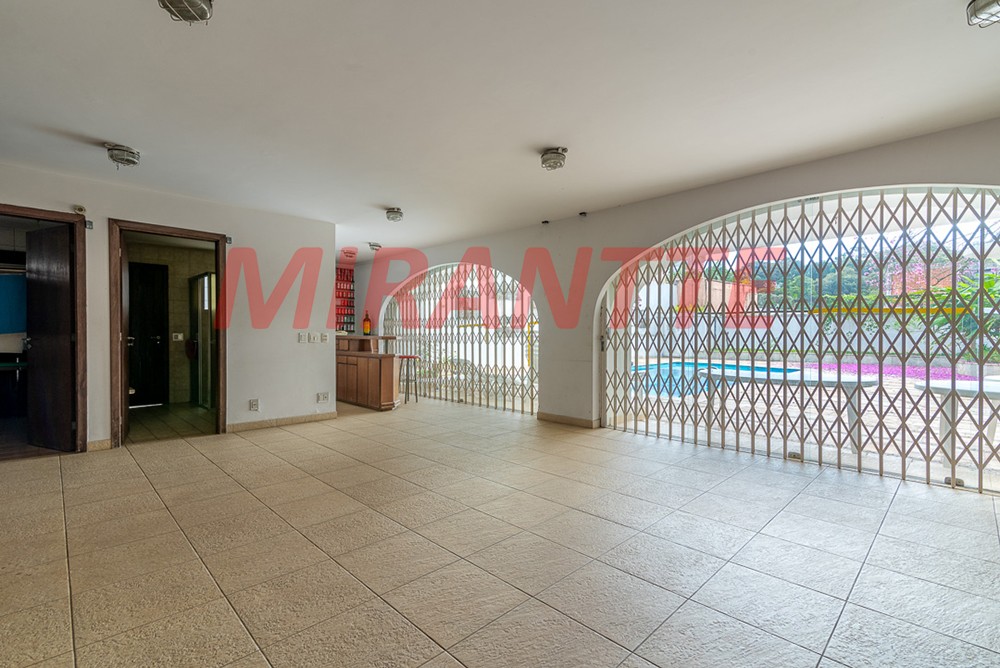 Sobrado de 607m² com 4 quartos em Cidade Jardim