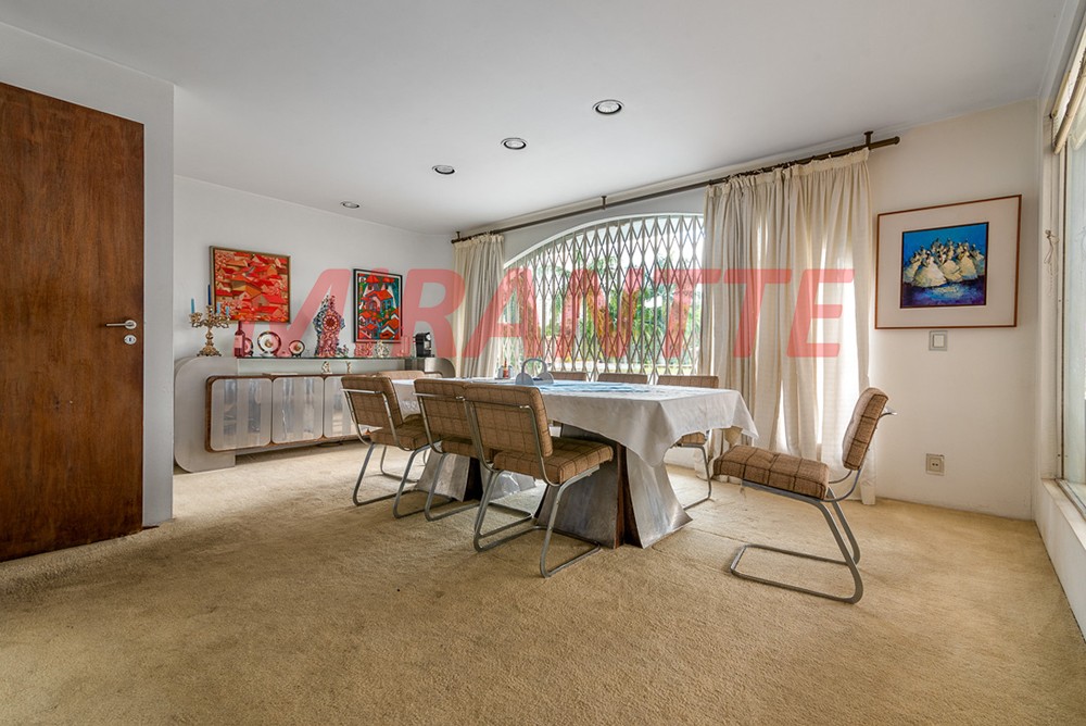 Sobrado de 607m² com 4 quartos em Cidade Jardim