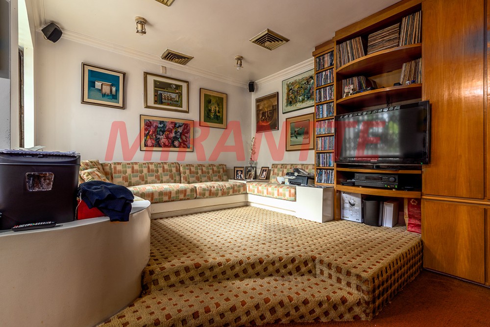 Sobrado de 607m² com 4 quartos em Cidade Jardim