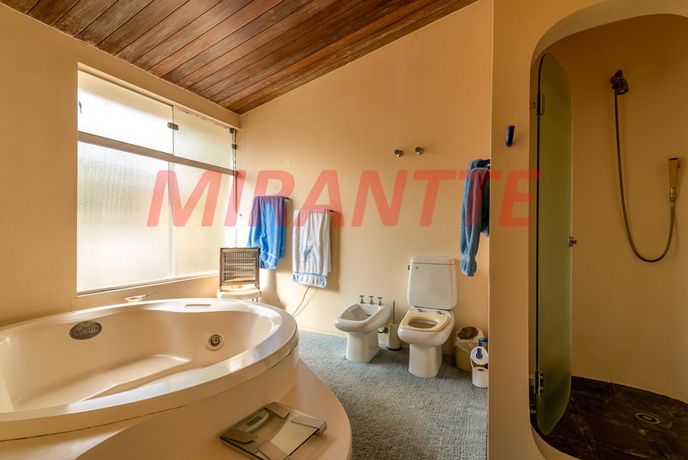 Sobrado de 607m² com 4 quartos em Cidade Jardim