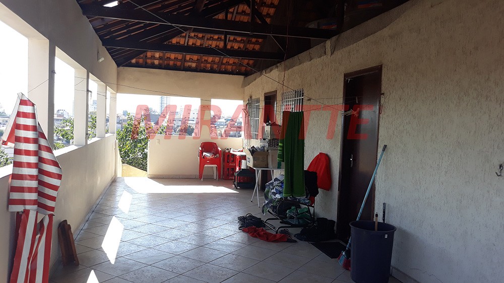 Sobrado de 210m² com 3 quartos em Parque Peruche