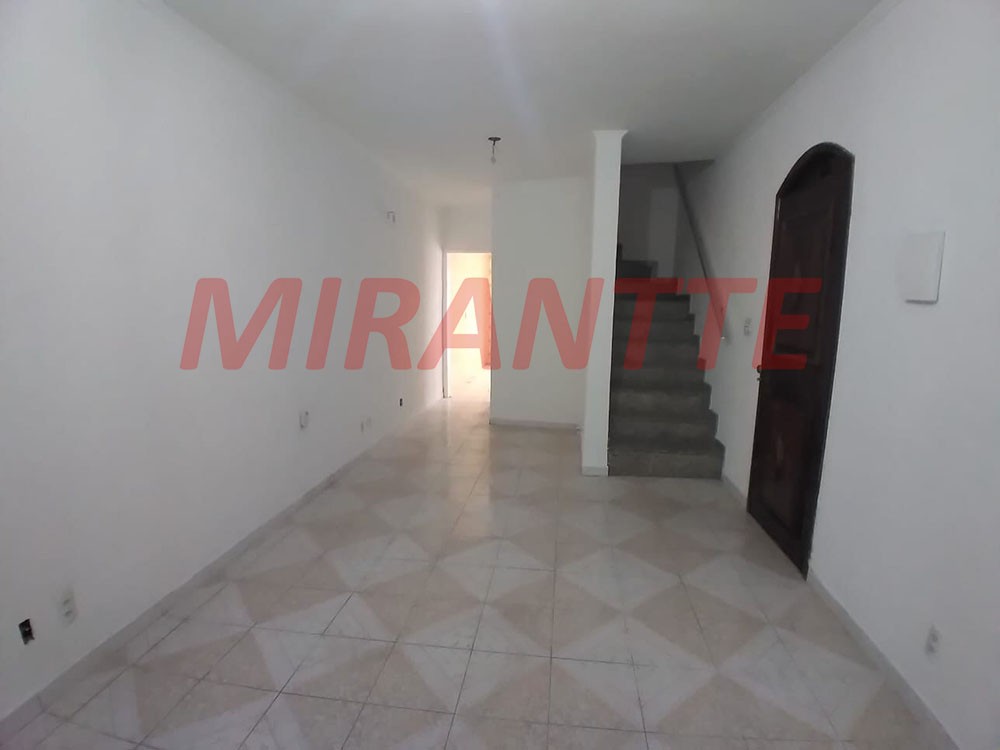 Sobrado de 140m² com 4 quartos em Vila Nova Mazzei