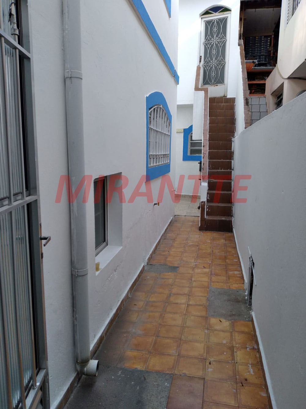 Sobrado de 140m² com 4 quartos em Vila Nova Mazzei