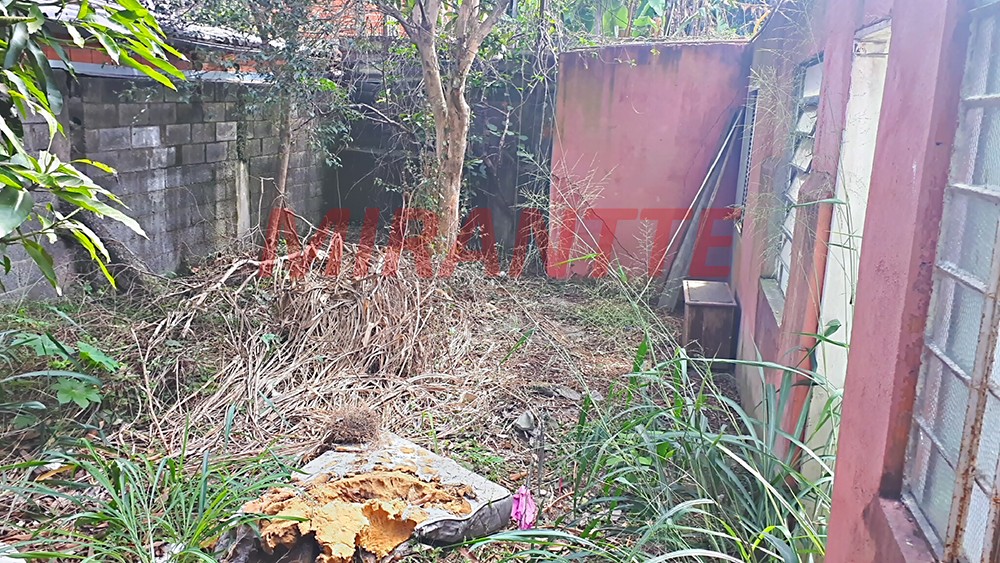 Terreno de 400m² em Vila Nilo