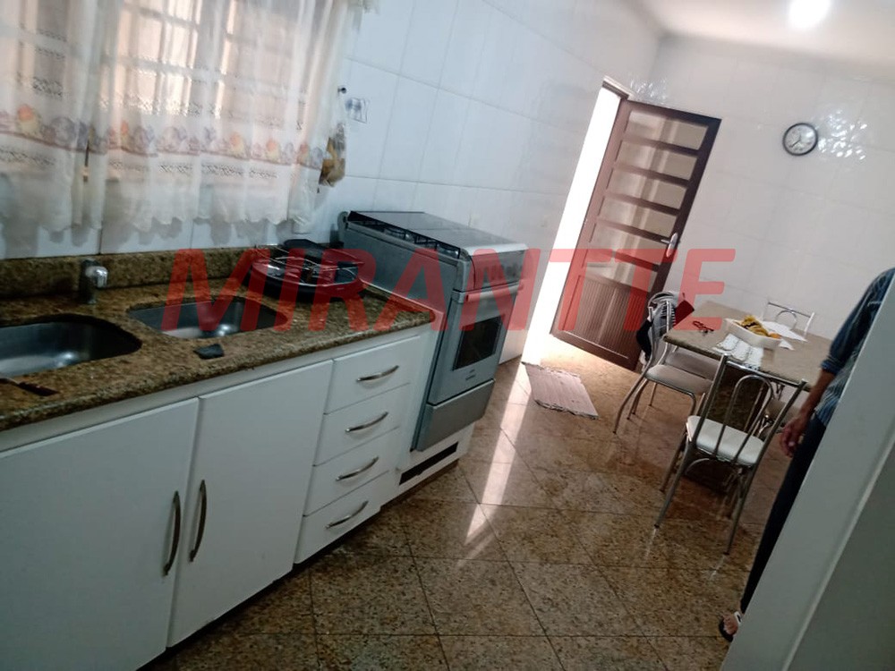 Sobrado de 170m² com 3 quartos em Brasilândia