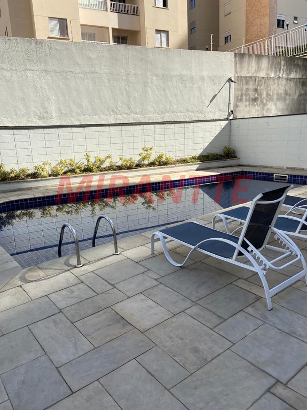 Apartamento de 60m² com 2 quartos em Santana