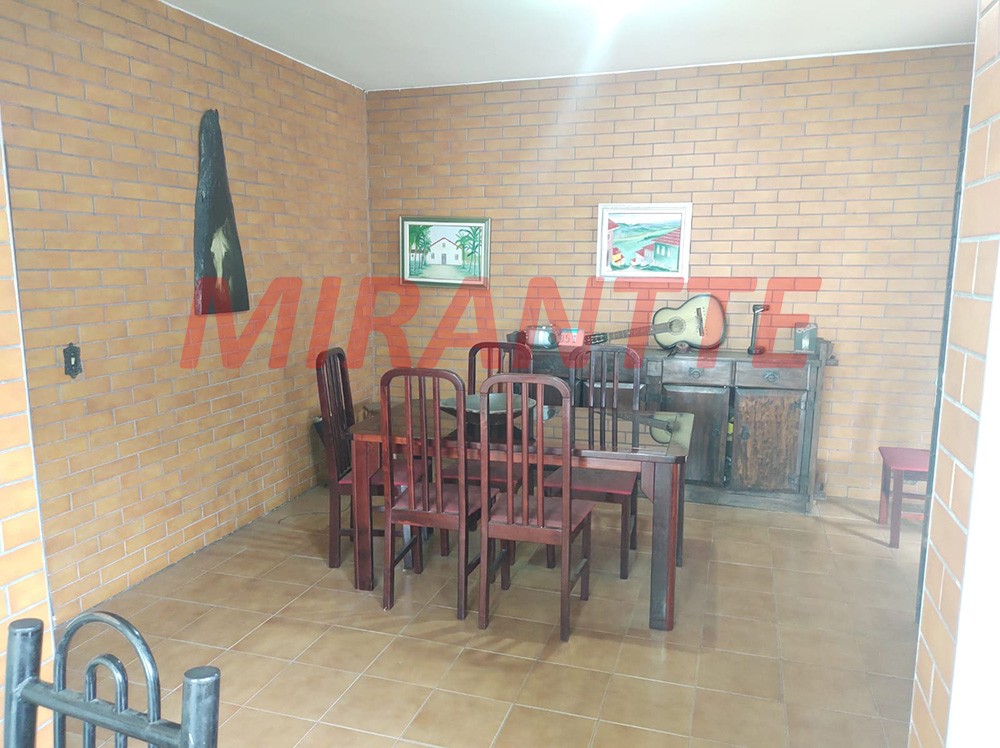 Sobrado de 250m² com 5 quartos em Cachoeirinha