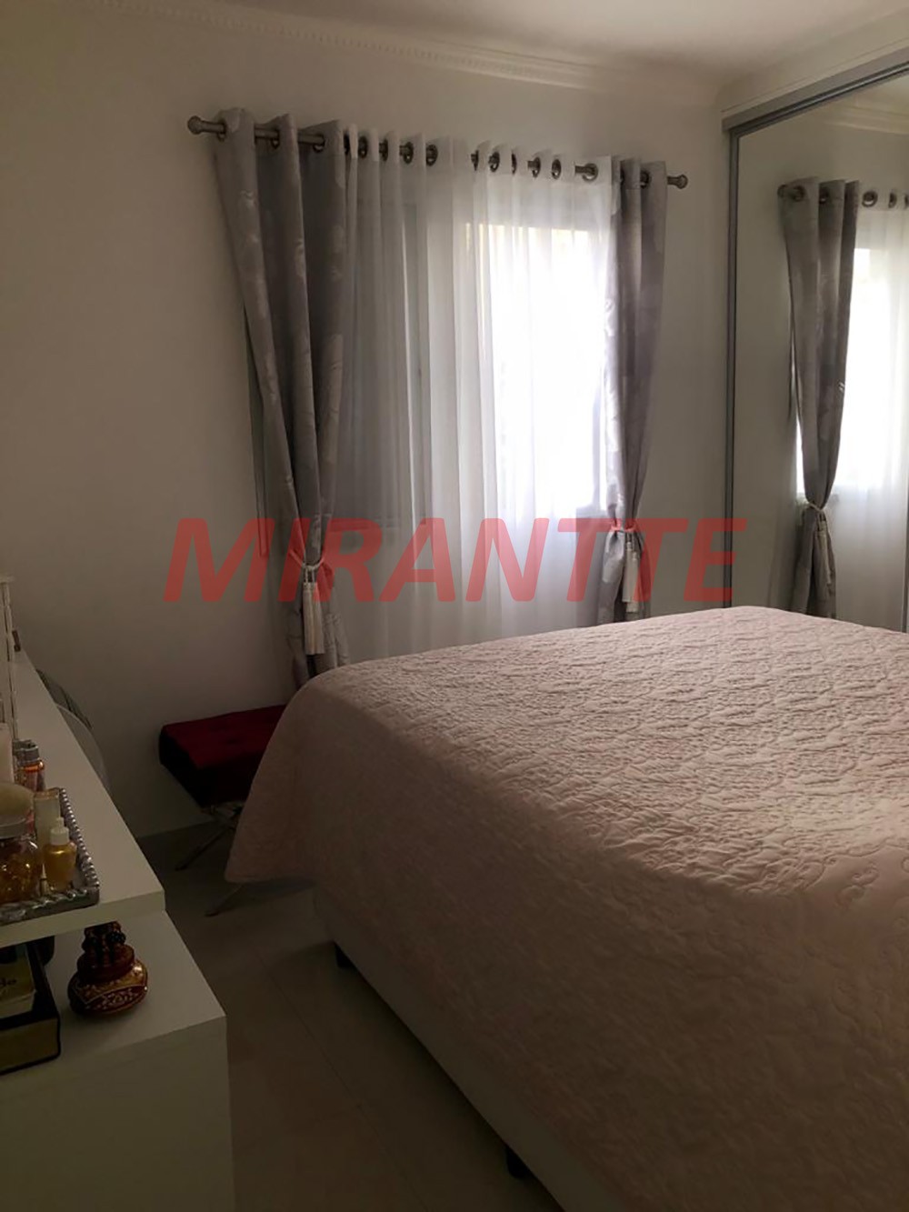 Apartamento de 63m² com 2 quartos em Vila Santa Catarina