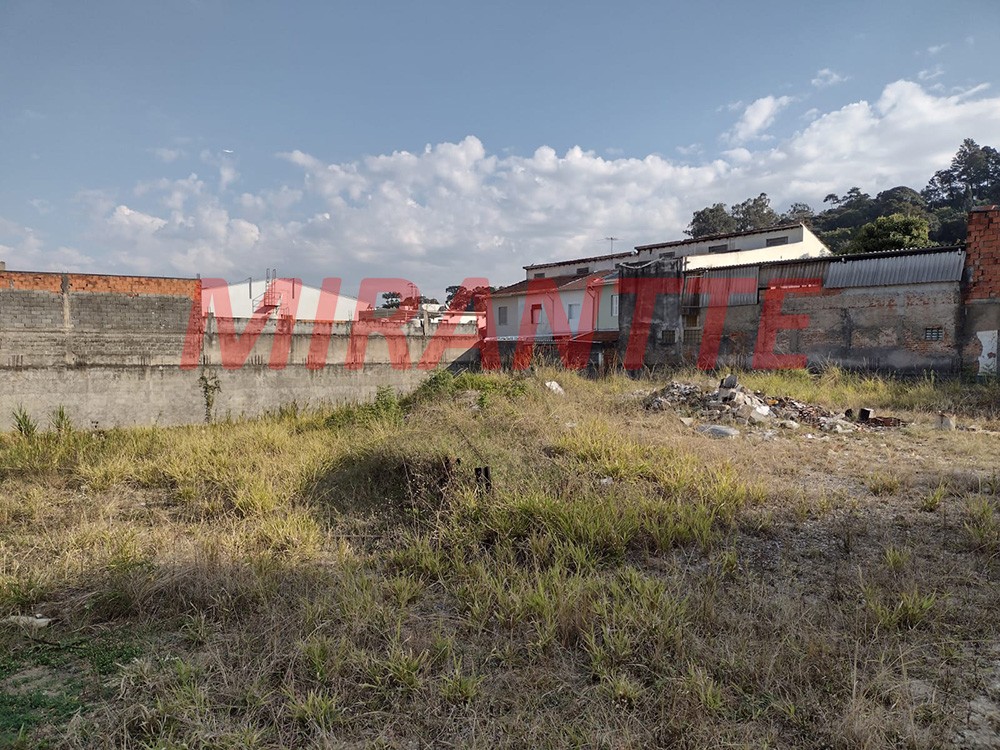 Terreno de 1850m² em Tremembe