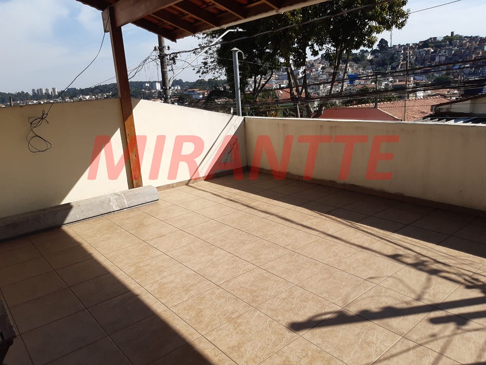 Sobrado de 135m² com 4 quartos em Parque Casa De Pedra