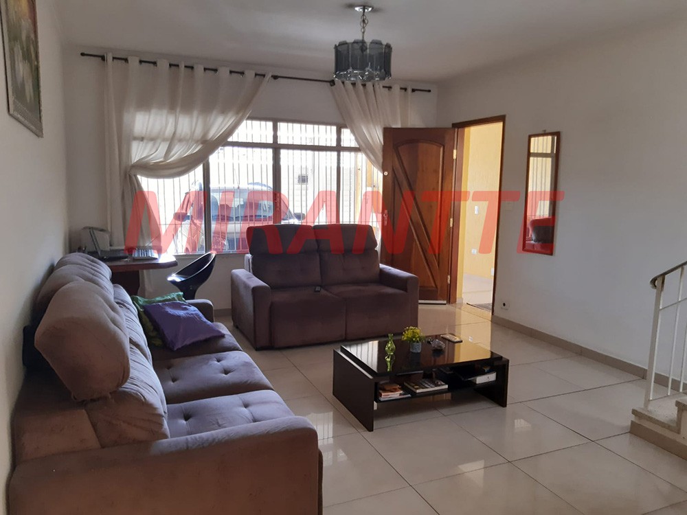 Sobrado de 135m² com 4 quartos em Parque Casa De Pedra