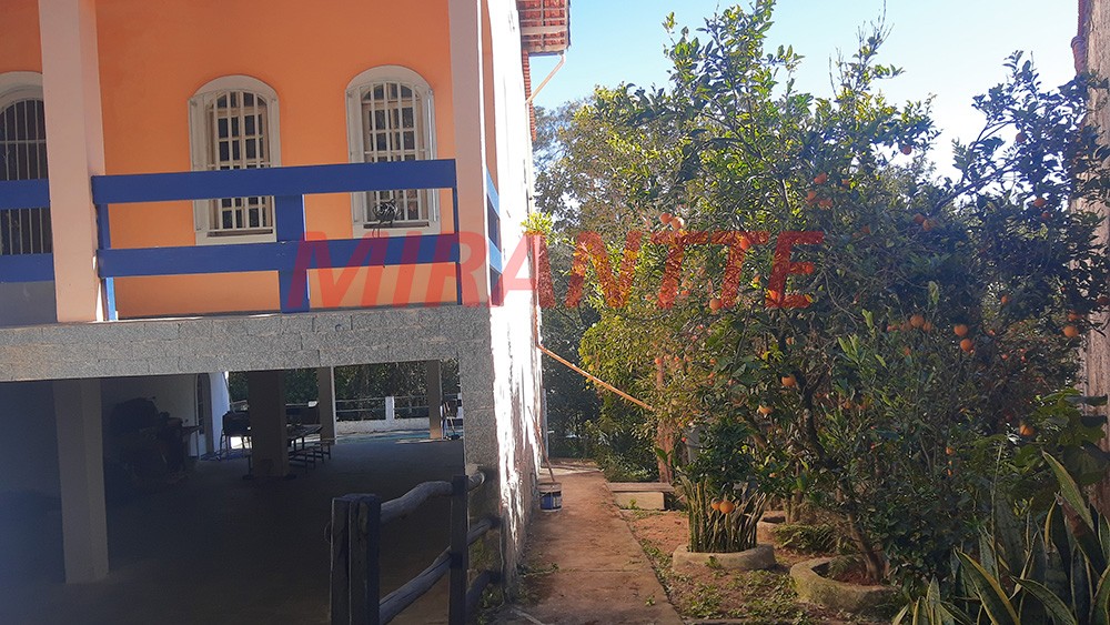 Sobrado de 320m² com 3 quartos em Serra Da Cantareira