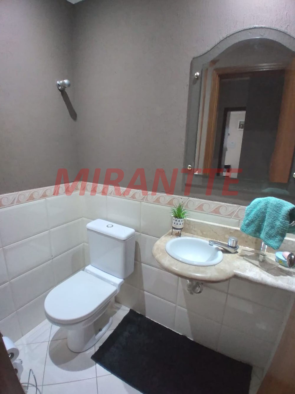 Apartamento com 3 quartos em Vila Milton