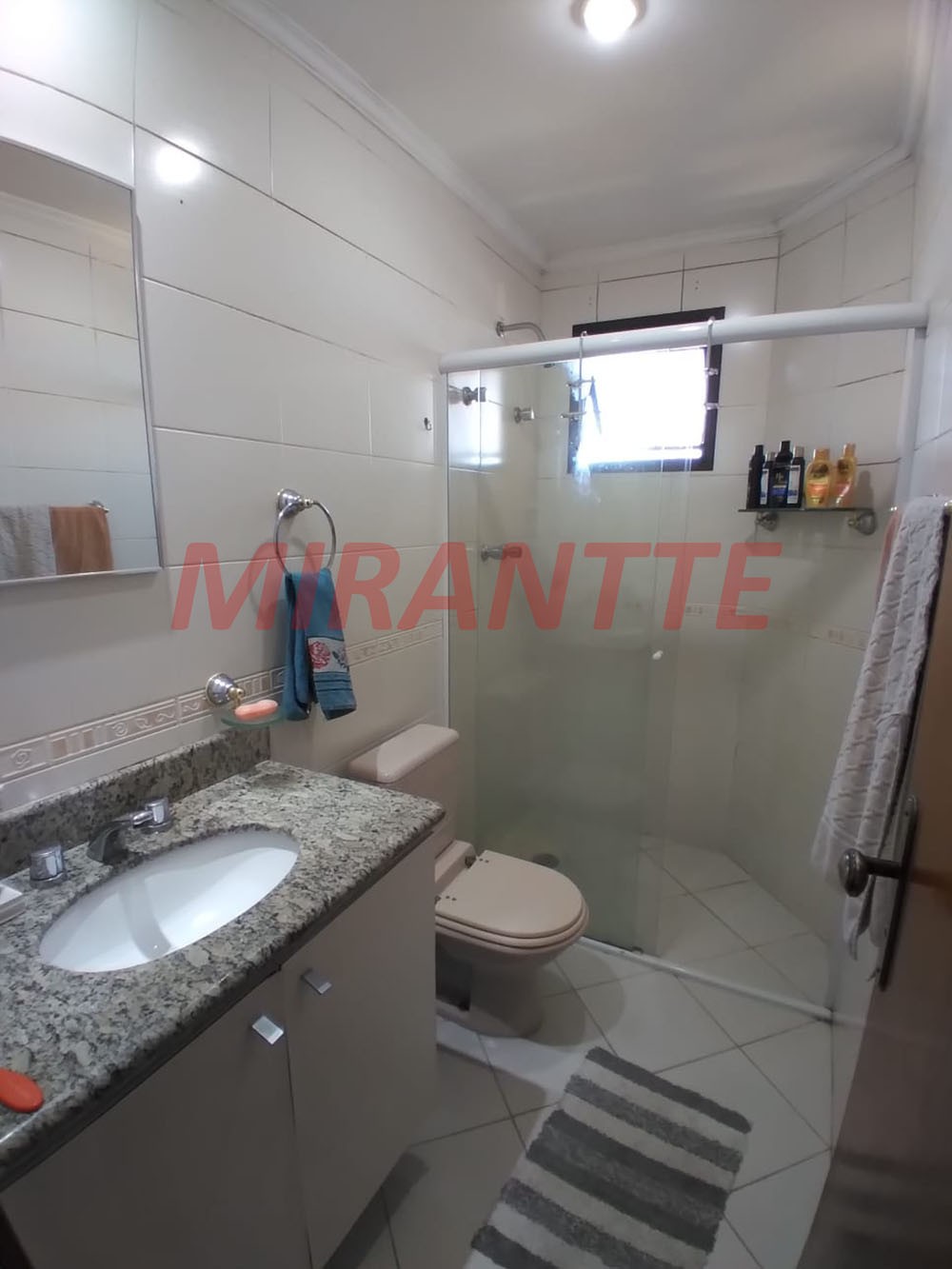 Apartamento com 3 quartos em Vila Milton