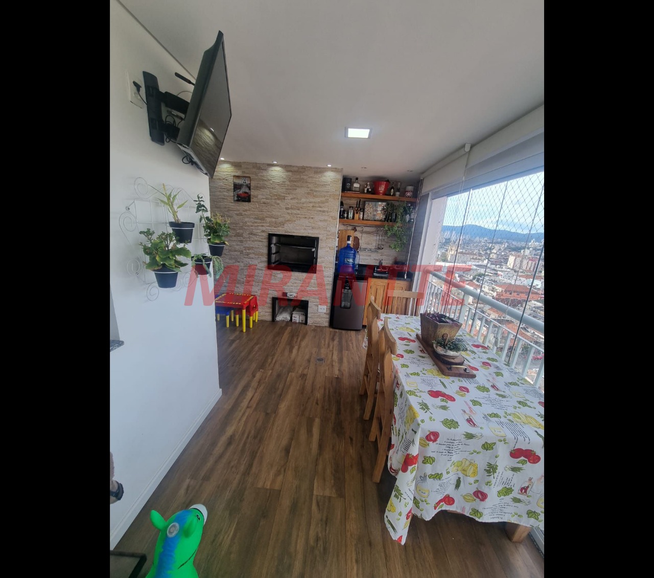 Apartamento de 65m² com 2 quartos em Vila Ester (Zona Norte)