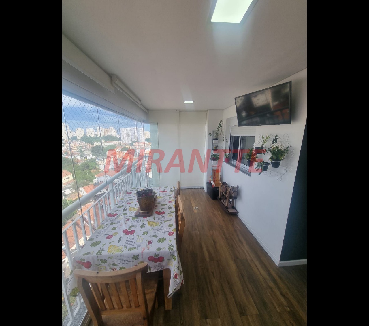 Apartamento de 65m² com 2 quartos em Vila Ester (Zona Norte)