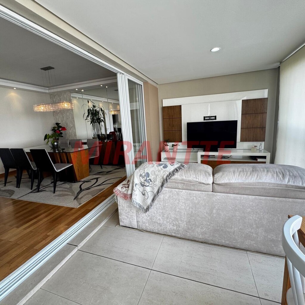 Apartamento de 179m² com 4 quartos em Santana