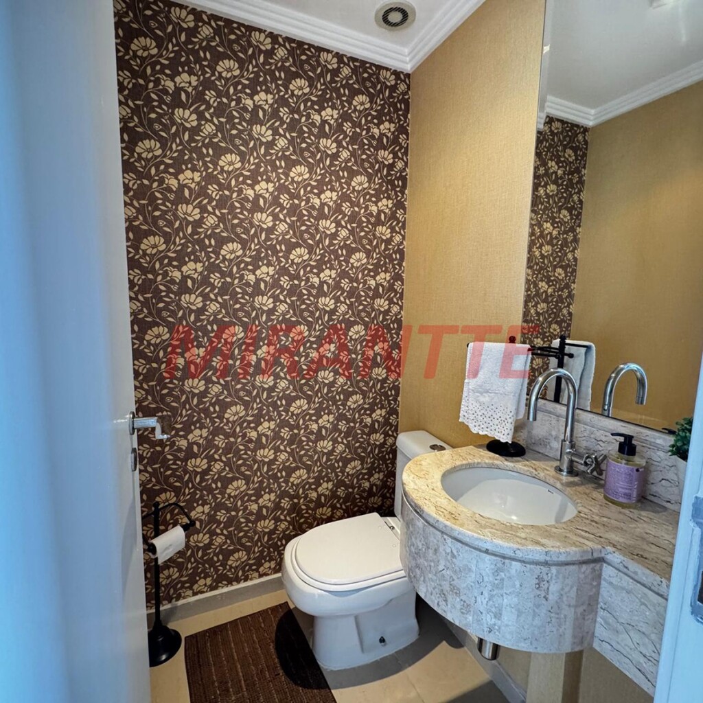 Apartamento de 179m² com 4 quartos em Santana