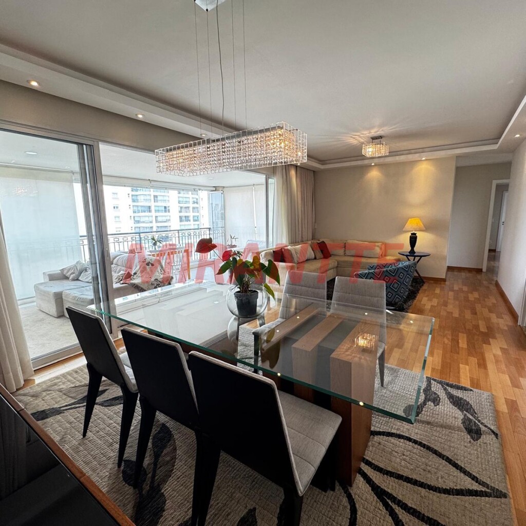 Apartamento de 179m² com 4 quartos em Santana
