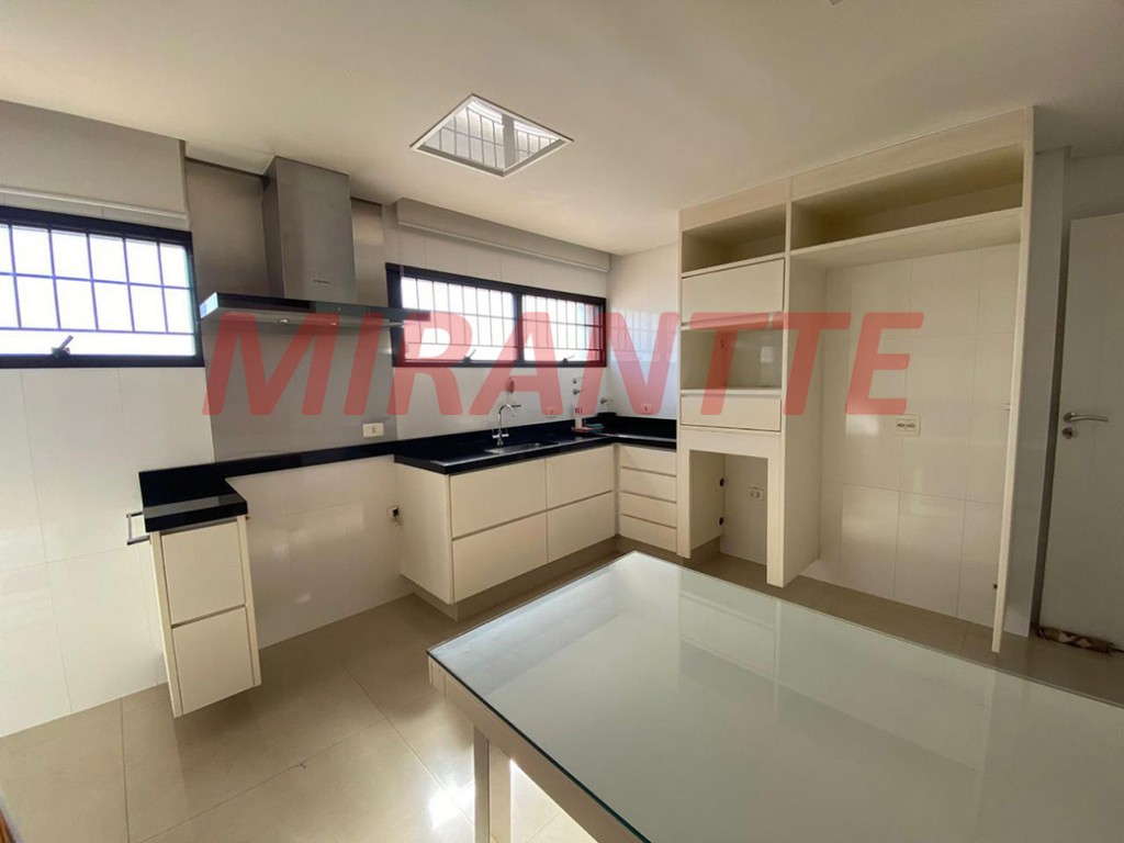 Apartamento de 143m² com 3 quartos em Santana