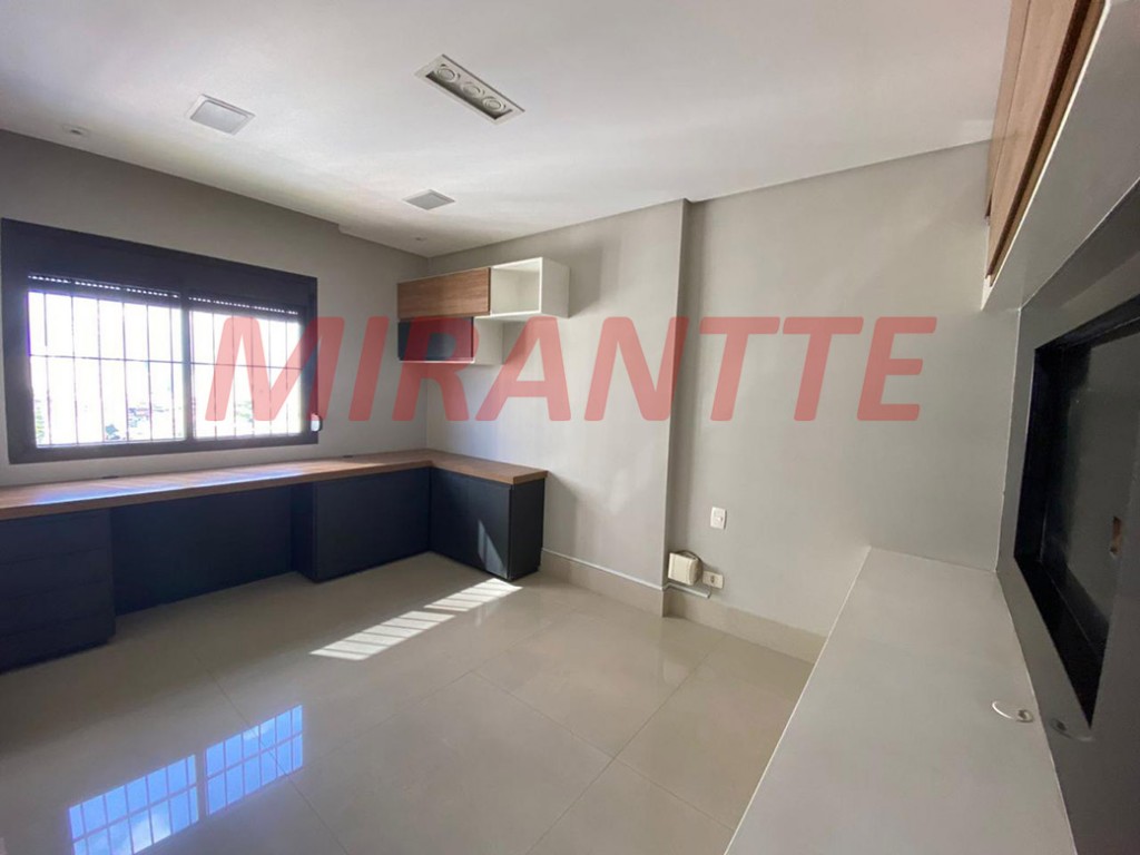 Apartamento de 143m² com 3 quartos em Santana