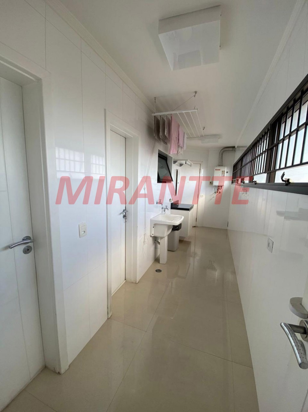 Apartamento de 143m² com 3 quartos em Santana