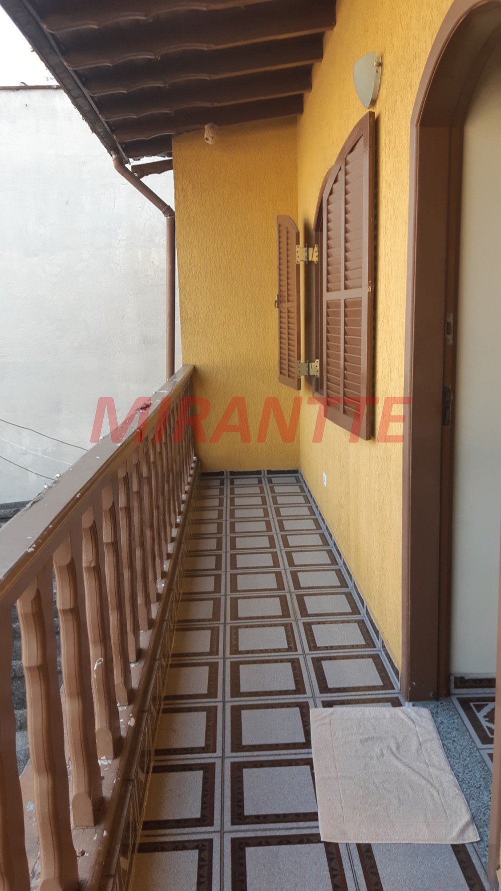 Sobrado de 300m² com 5 quartos em Imirim