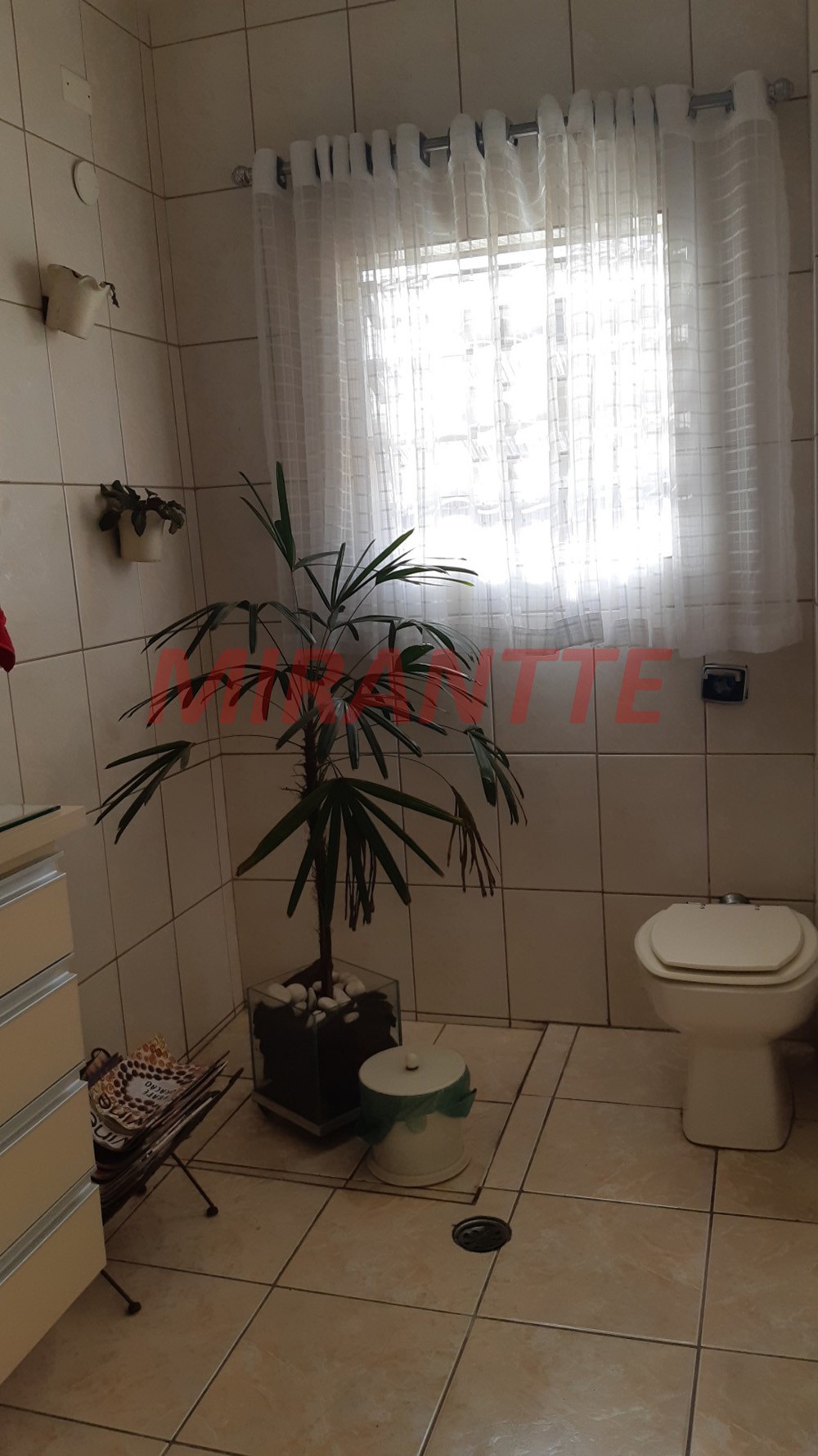 Sobrado de 300m² com 5 quartos em Imirim