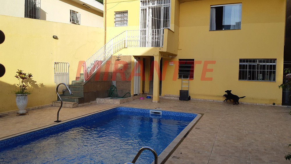 Sobrado de 300m² com 5 quartos em Imirim