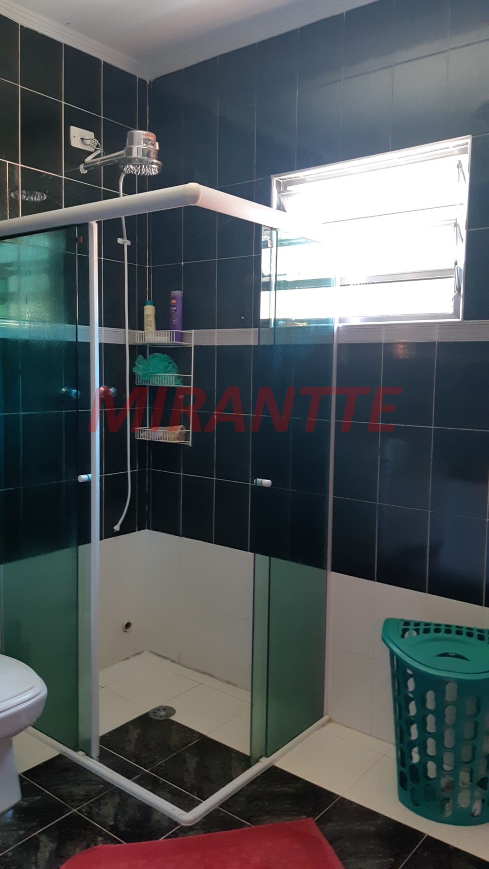 Sobrado de 300m² com 5 quartos em Imirim