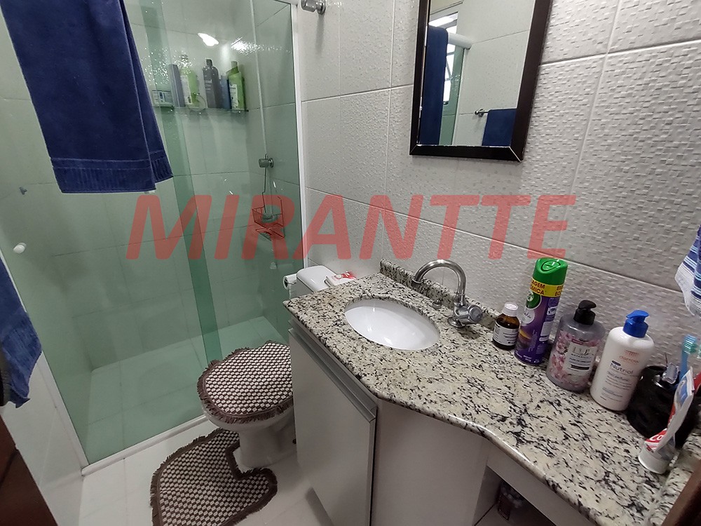 Sobrado de 300m² com 3 quartos em Vila Aurora