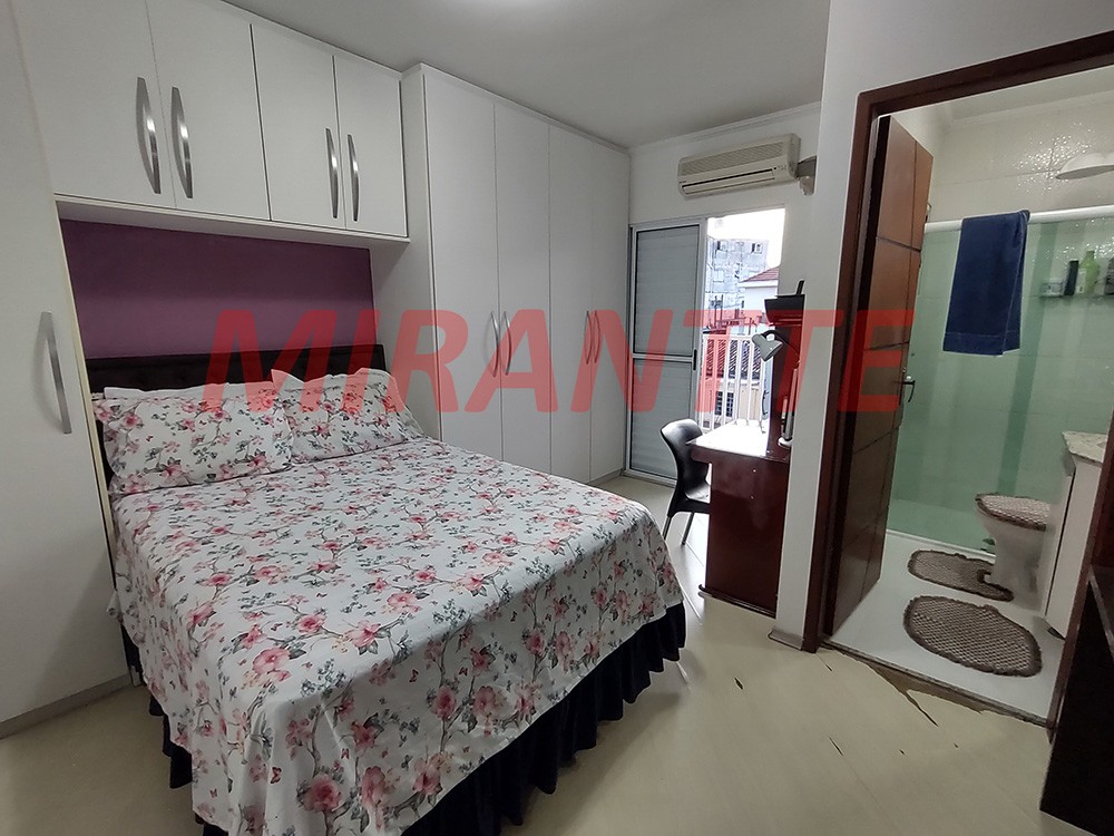 Sobrado de 300m² com 3 quartos em Vila Aurora