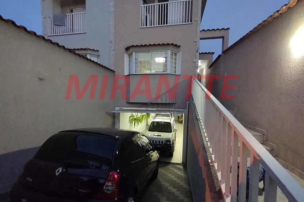 Sobrado de 300m² com 3 quartos em Vila Aurora