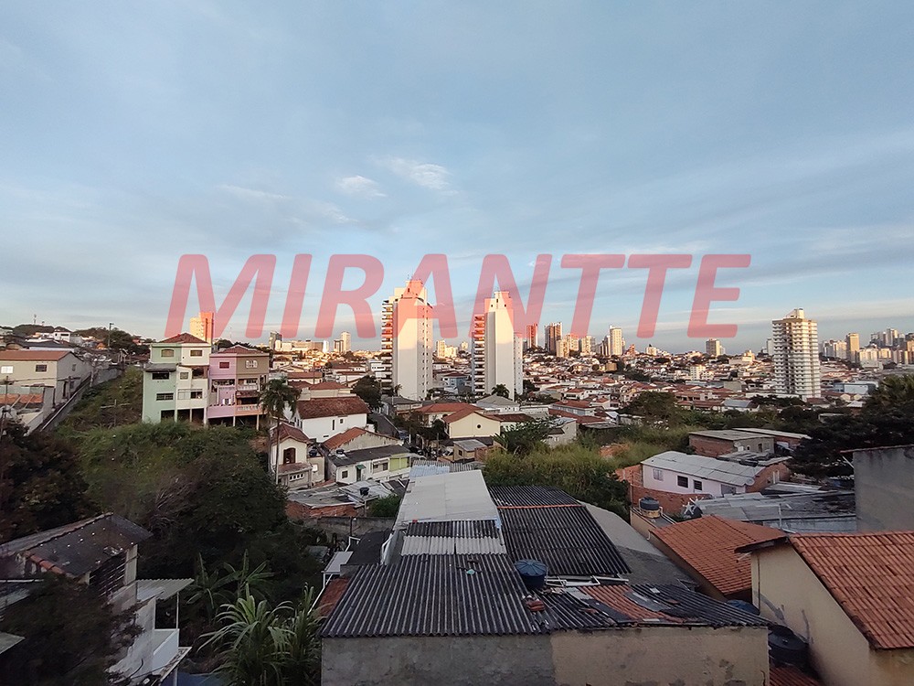 Sobrado de 300m² com 3 quartos em Vila Aurora