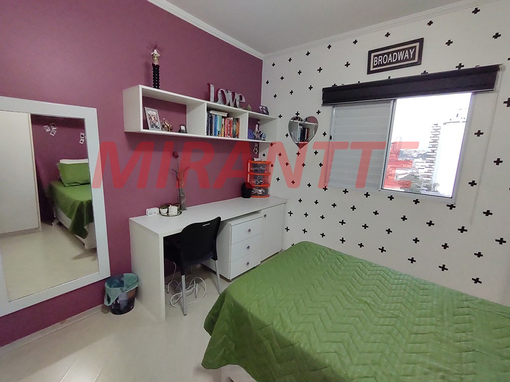 Sobrado de 300m² com 3 quartos em Vila Aurora