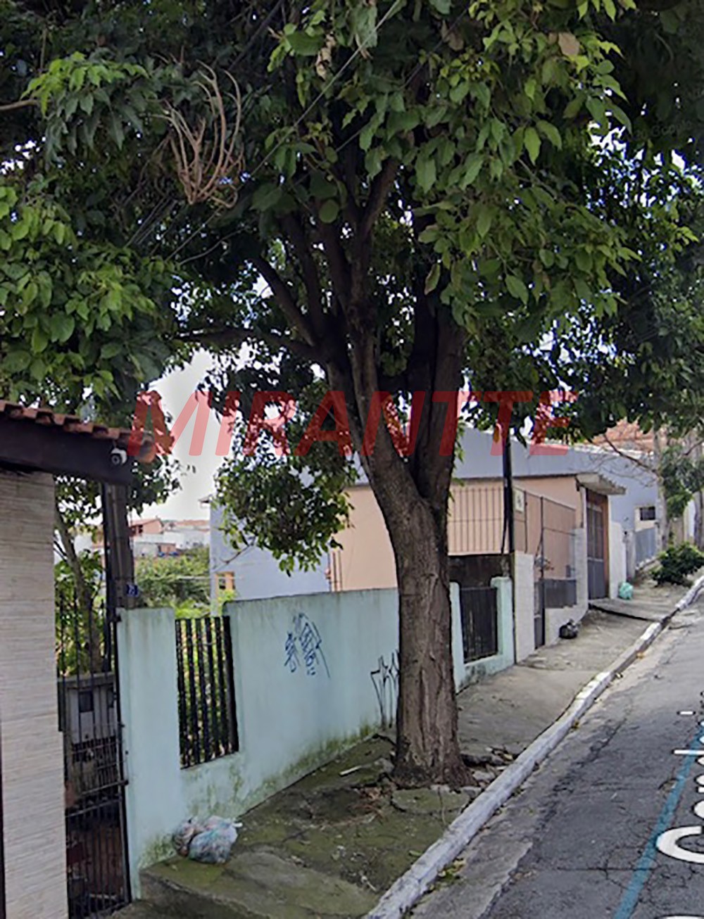 Terreno de 400m² em Tremembe