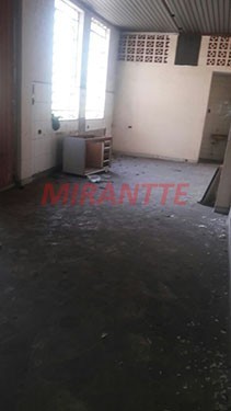 Comercial de 660m² em Santana
