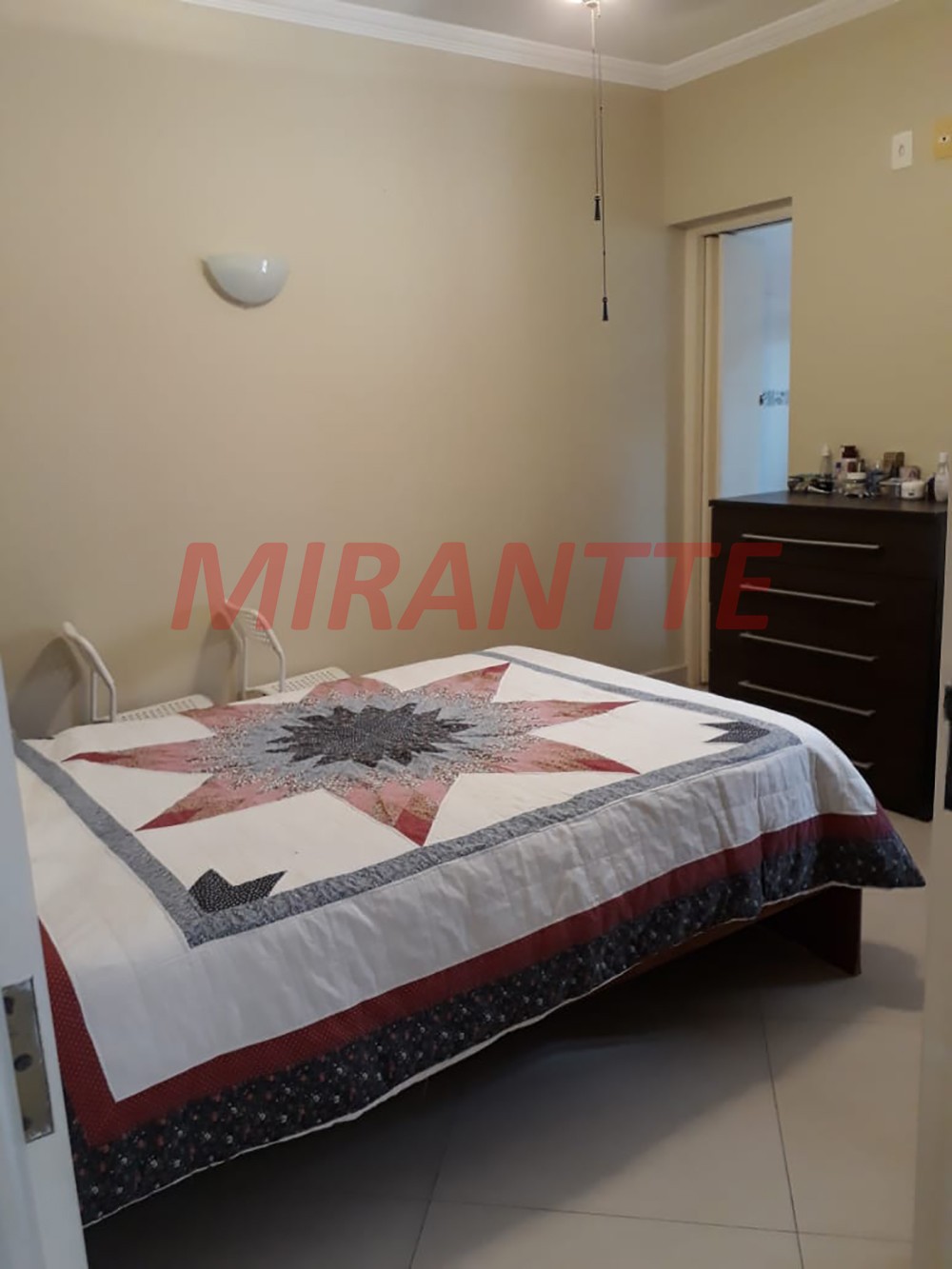 Casa terrea de 128m² com 3 quartos em Jardim Virginia Bianca