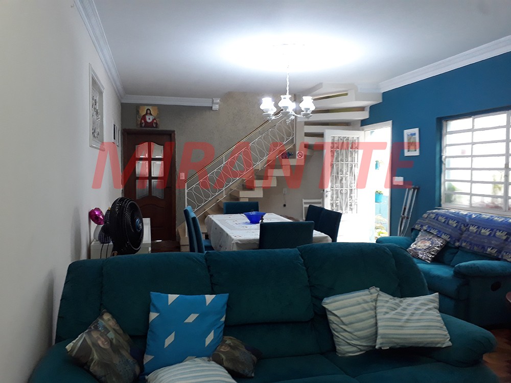 Sobrado de 149m² com 4 quartos em Santa Ines
